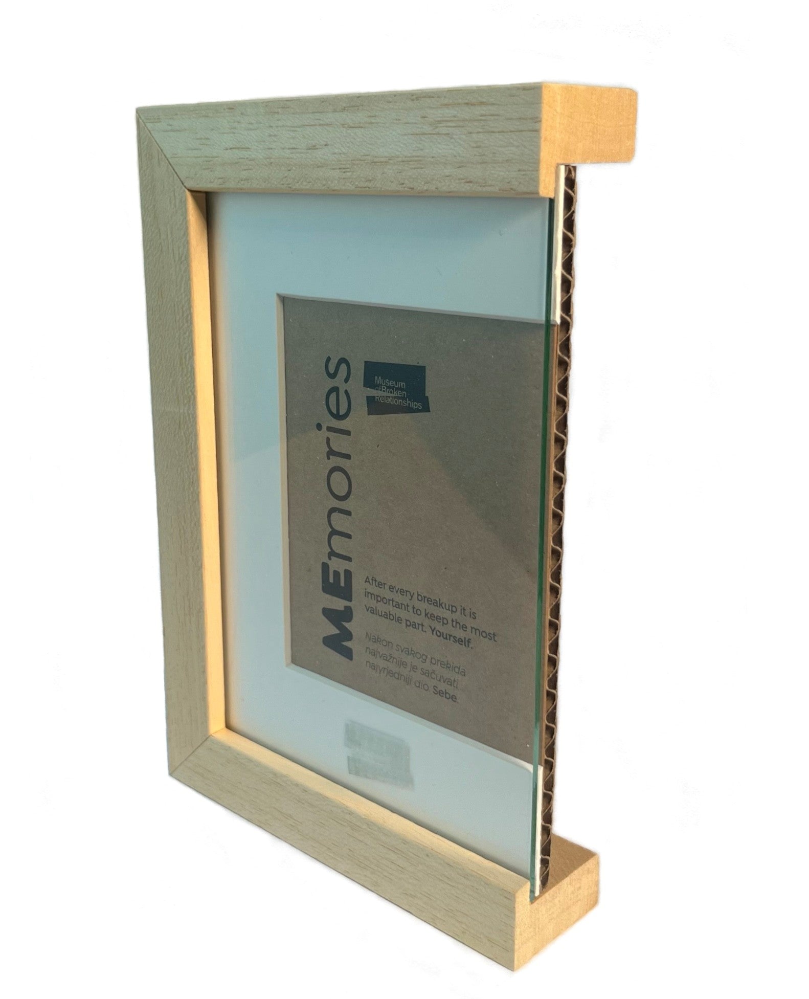 Reunited Frame Brokenships Frame – Museum of Broken Relationships